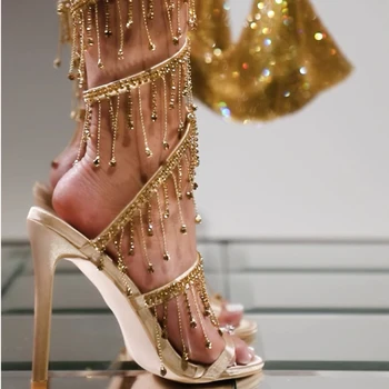זהב נעל סנדלים יוקרה מעצב ריינסטון שרשרת גבירותיי עקבים גבוהים נעלי קיץ הקרסול לחצות נשים Sandales נשים