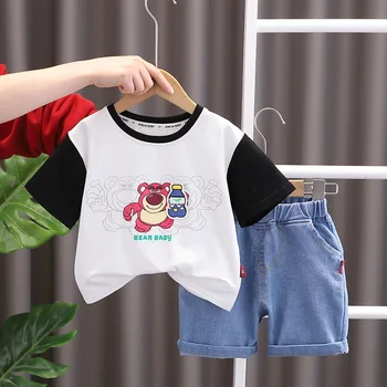 תינוק בגדי קיץ 2023 אופנה קוריאנית קריקטורה מודפסת טלאים שרוול קצר חולצות, מכנסיים קצרים 2PCS ילדים בנים תלבושת להגדיר