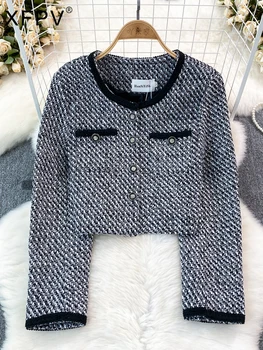 XFPV של נשים שרוול ארוך מתוק אופנה קצר הז ' קט העליון סלים צוואר עגול עבה טוויד מעיל קוריאני סתיו חורף 2023 SM8512
